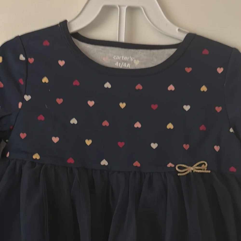 Carters 2 piece set never worn. - Picture 2 of 4